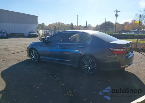 2017 Honda Accord Sport Se z USA, uszkodzony, nr VIN 1HGCR2F18HA279591